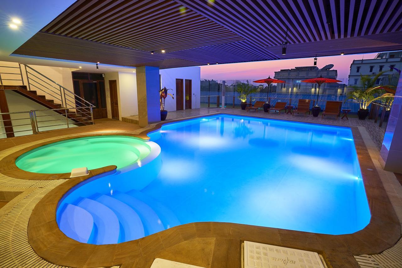 Hotel Apex Mandalaj Kültér fotó